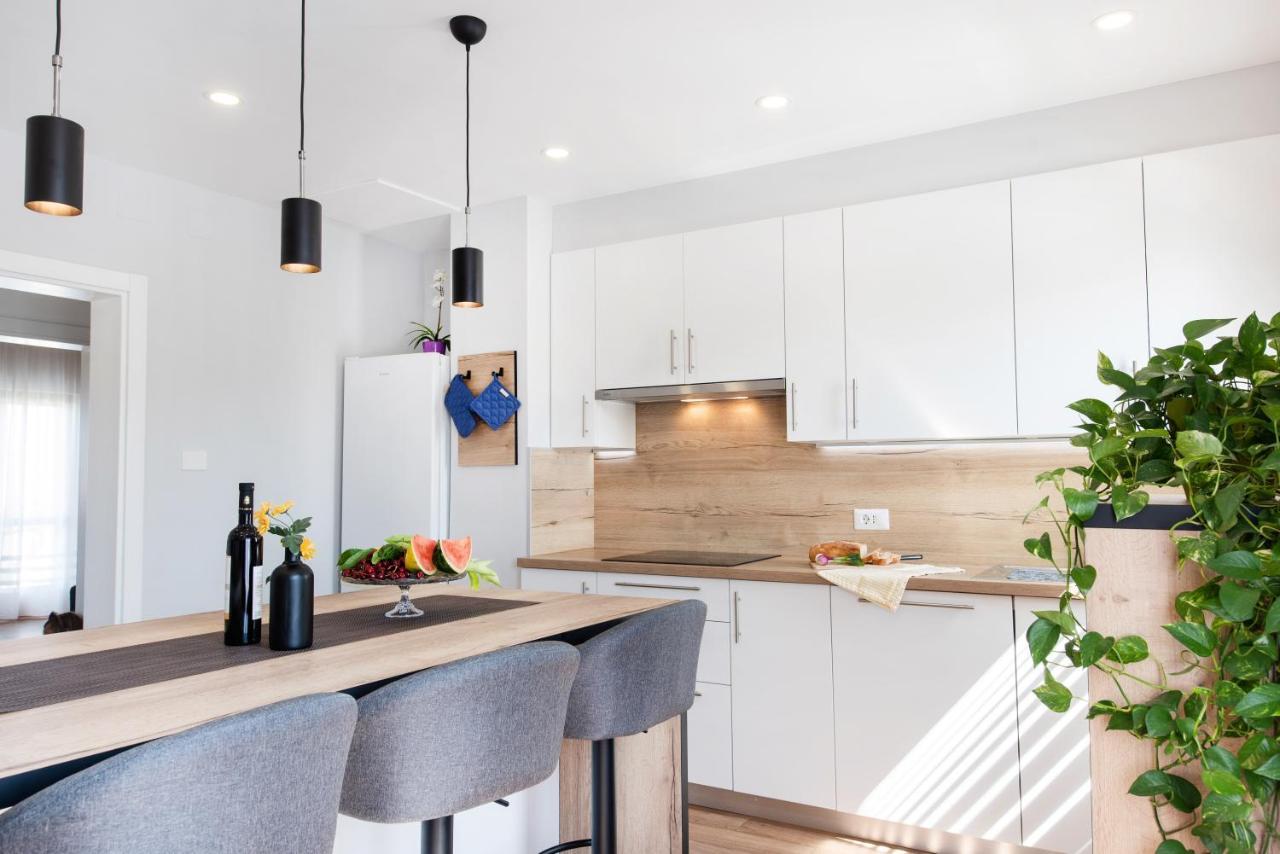 Superior Apartment Sincic 포레치 외부 사진