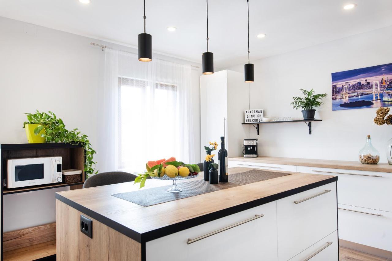 Superior Apartment Sincic 포레치 외부 사진